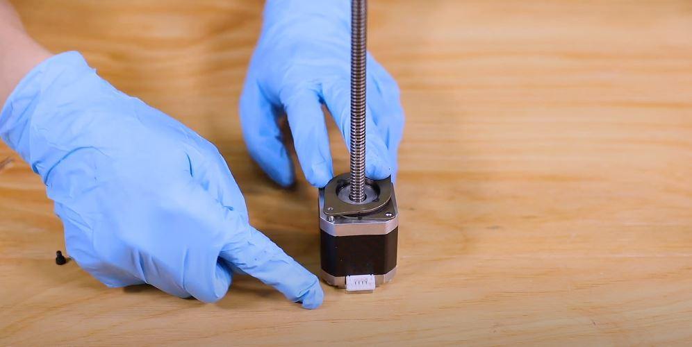 ELEGOO MARS PRO: Replace the Z axis motor – ELEGOO Official